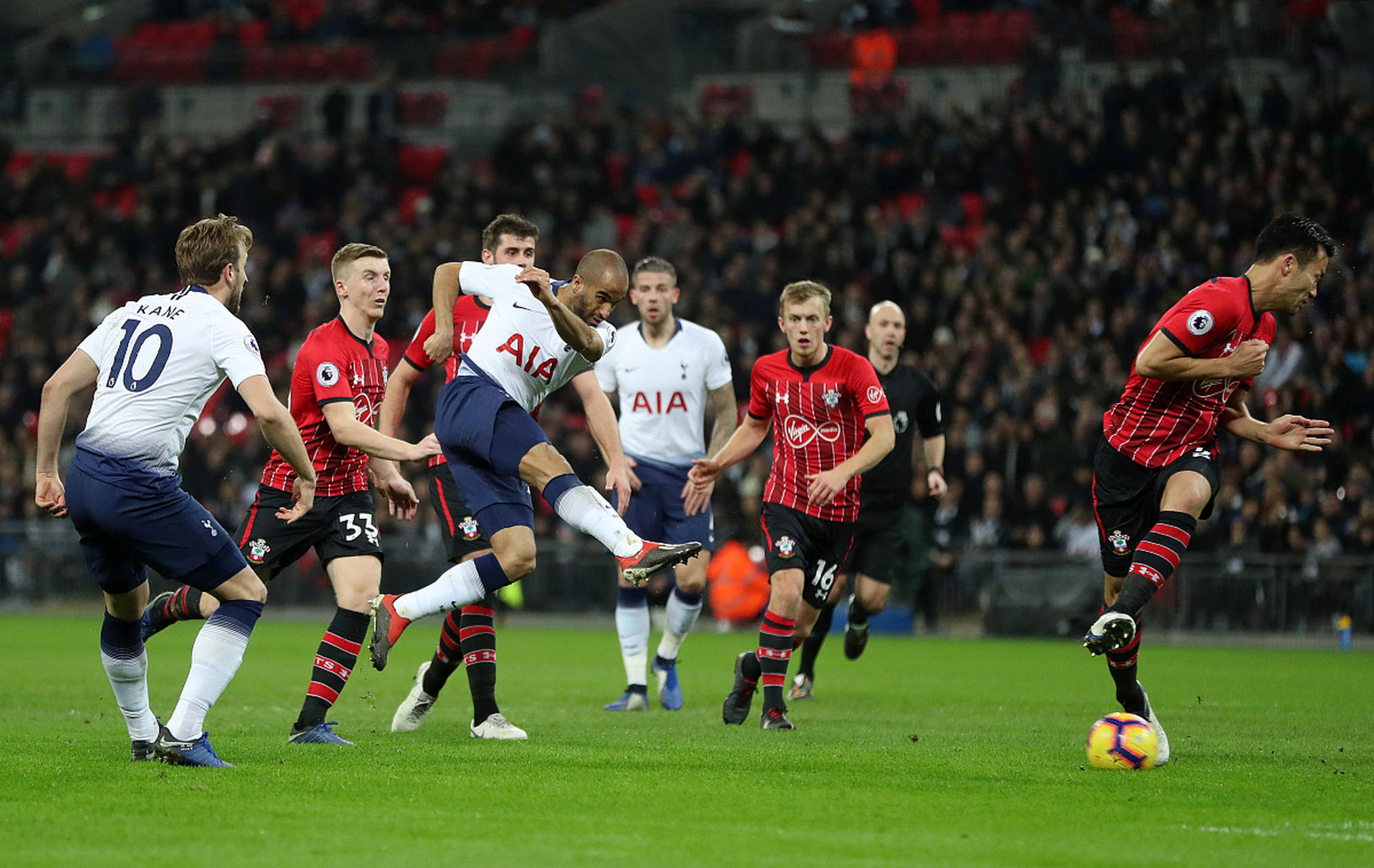 引发了球迷 引发了球迷